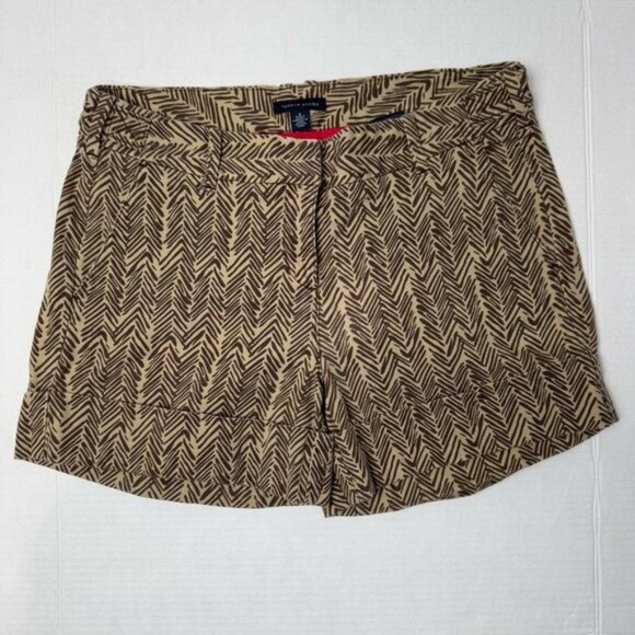 Tommy Hilfiger brown herringbone print rolled shorts 8 - Picture 1 of 8